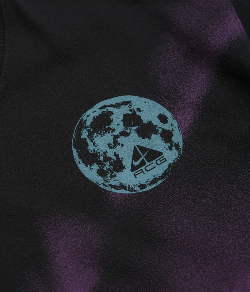 Nike ACG Northern Lights T-Shirt in Black