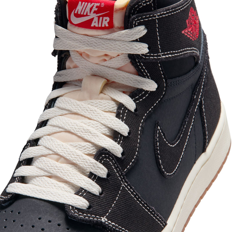 Air Jordan 1 Retro High OG Flight Club