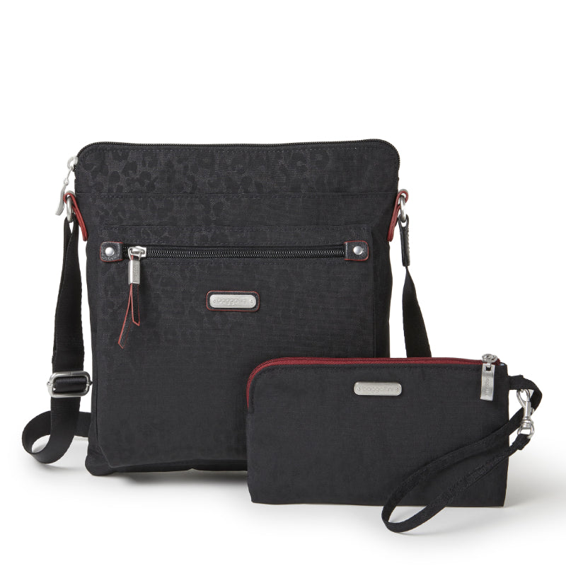 Baggallini Go Bagg with Wristlet – Black Cheetah Emboss