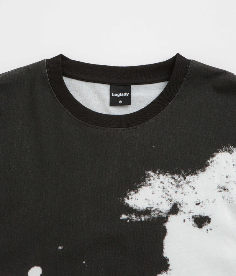 Baglady Linger T-Shirt in White and Black