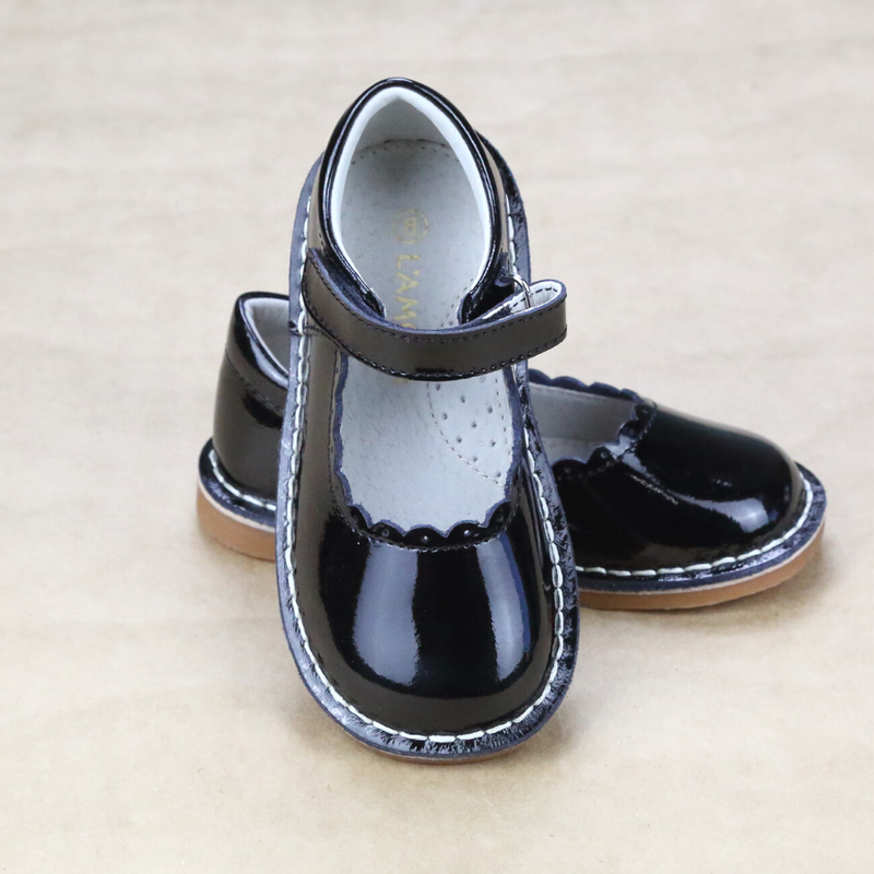 Caitlin Toddler Girls Scalloped Patent Mary Jane - Classic Children's Shoes and Mary Janes  - Petitfoot.com