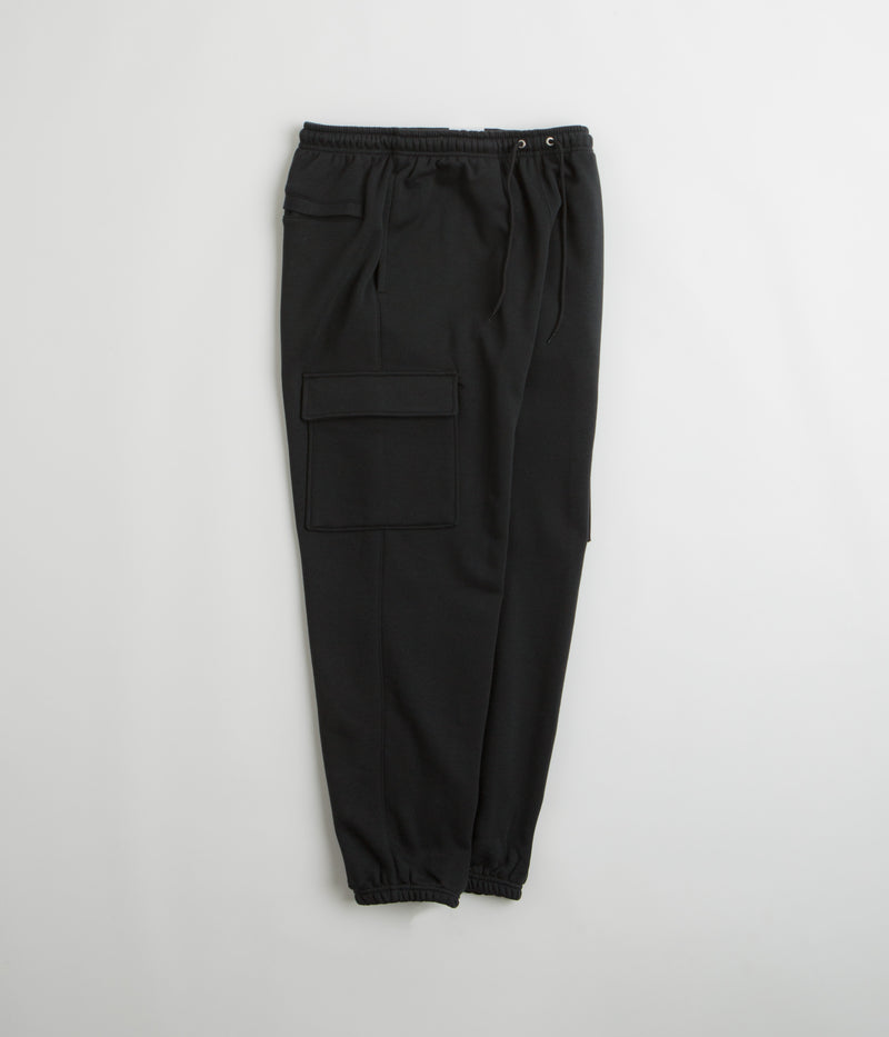 Nike Club Cargo Pants in Black and Black / White