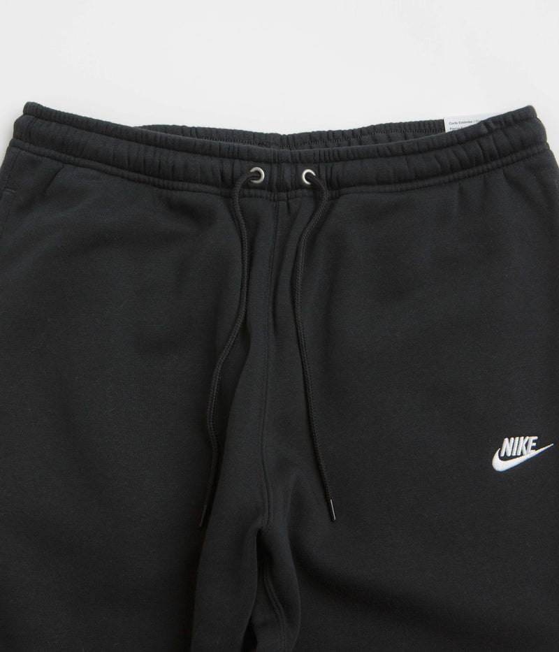 Nike Club Joggers in Black and Black / White