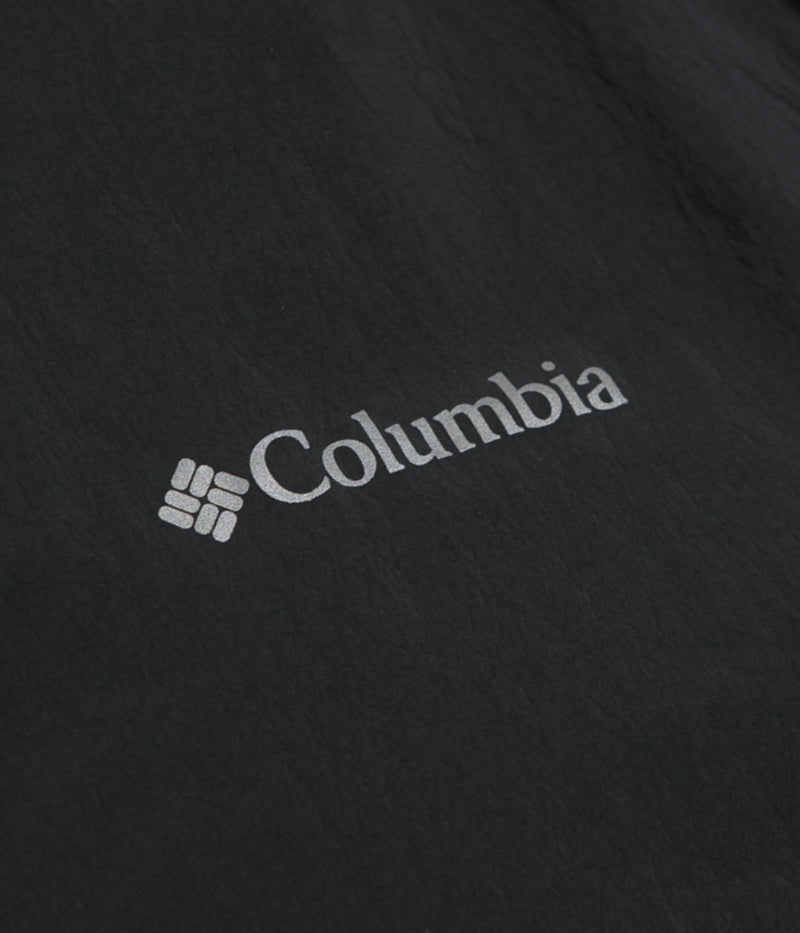 Columbia Loop Basin Windbreaker Jacket in Black