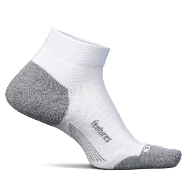 Feetures Elite Max Cushion Low Cut Socks - White