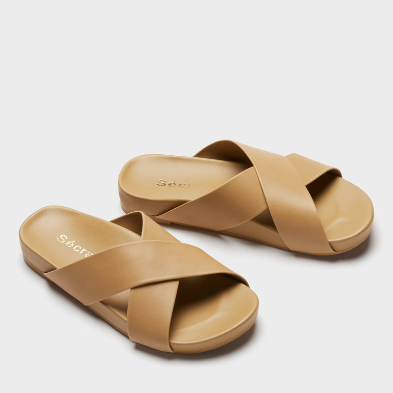 Sécra Halle tan leather slides