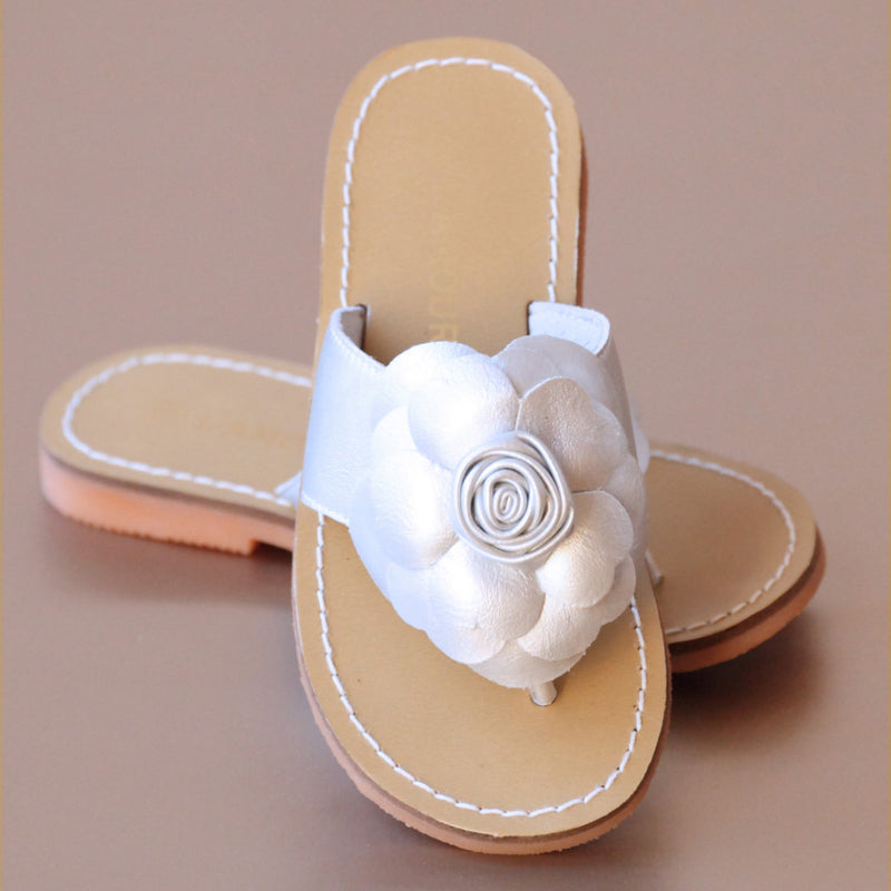 L'Amour Girls Silver Rosebud Flower Thong Sandal