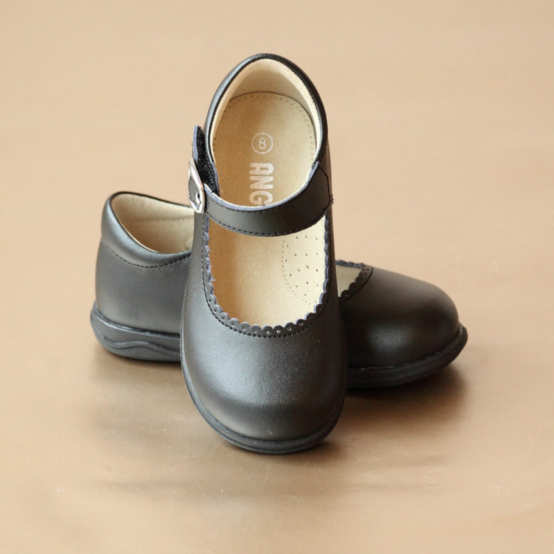 L'Amour Girls Black Scalloped Trim Leather Mary Jane