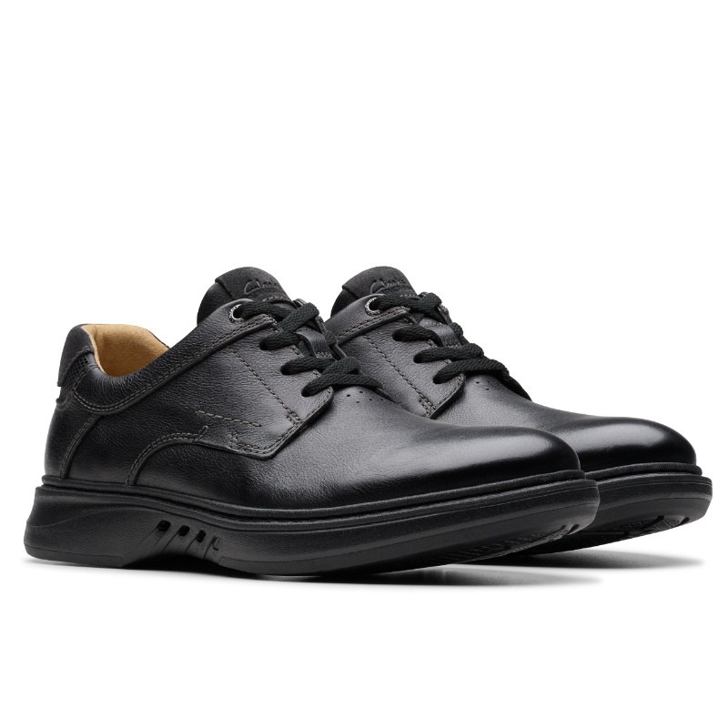 Men's Clarks Un Briley Pace - Black Leather