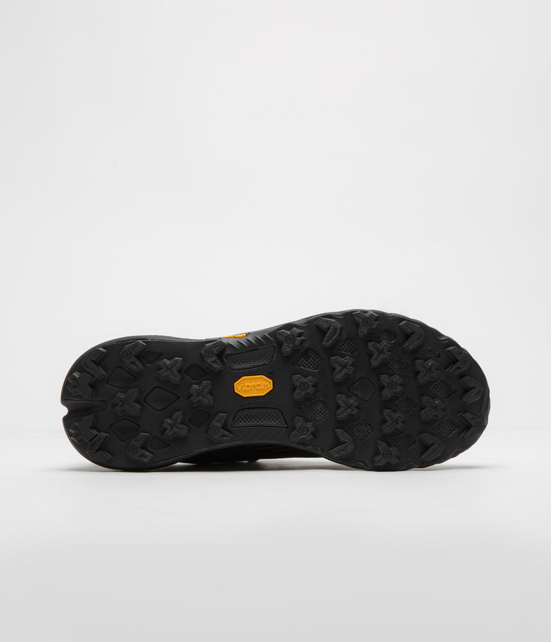 Merrell Agility Peak 5 Shoes in Black and Black