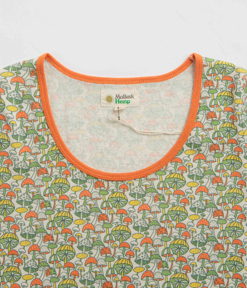 Mollusk Womens Scoop Ribsy T-Shirt in Green Mushroom