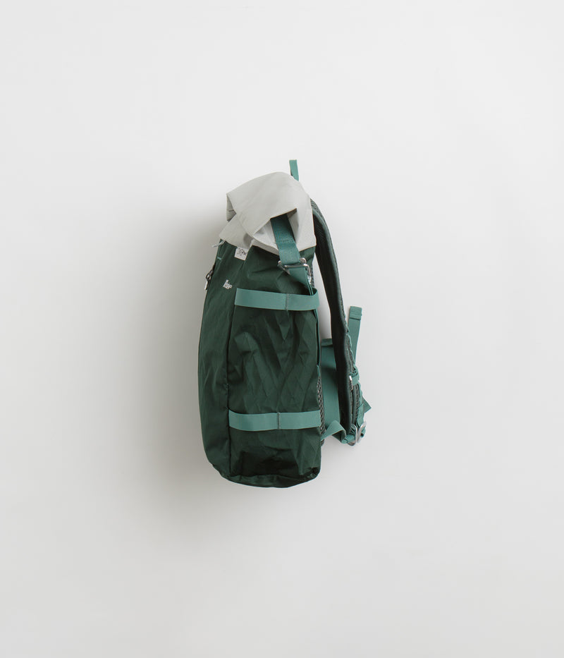Nike ACG Aysen 32L Day Pack in Vintage Green and Light Iron Ore / White