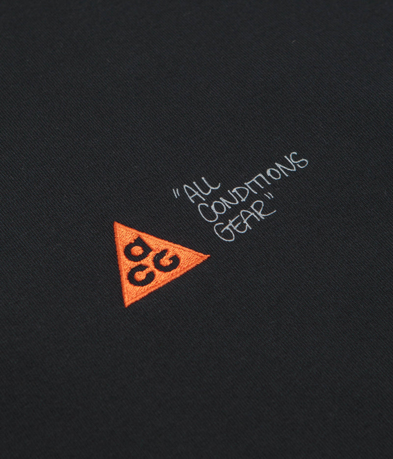 Nike ACG Guide T-Shirt in Black