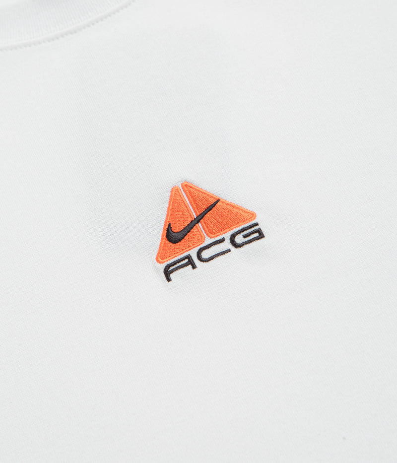 Nike ACG Lungs Long Sleeve T-Shirt in Summit White