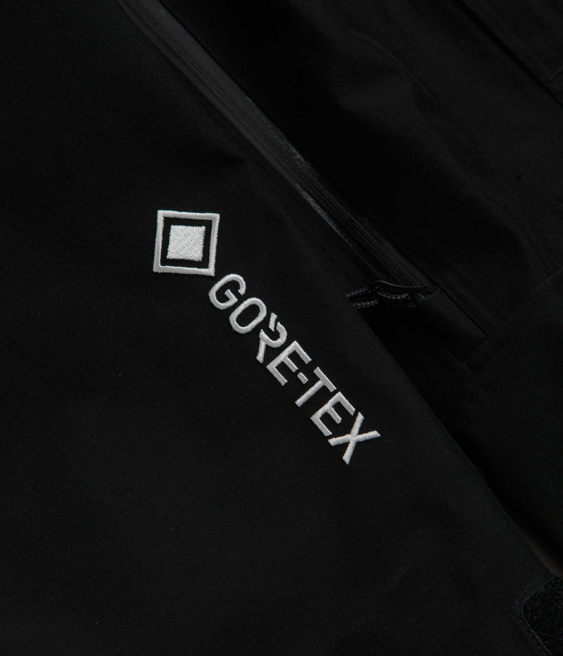 Nike ACG Misery Ridge Jacket in Black and Summit White