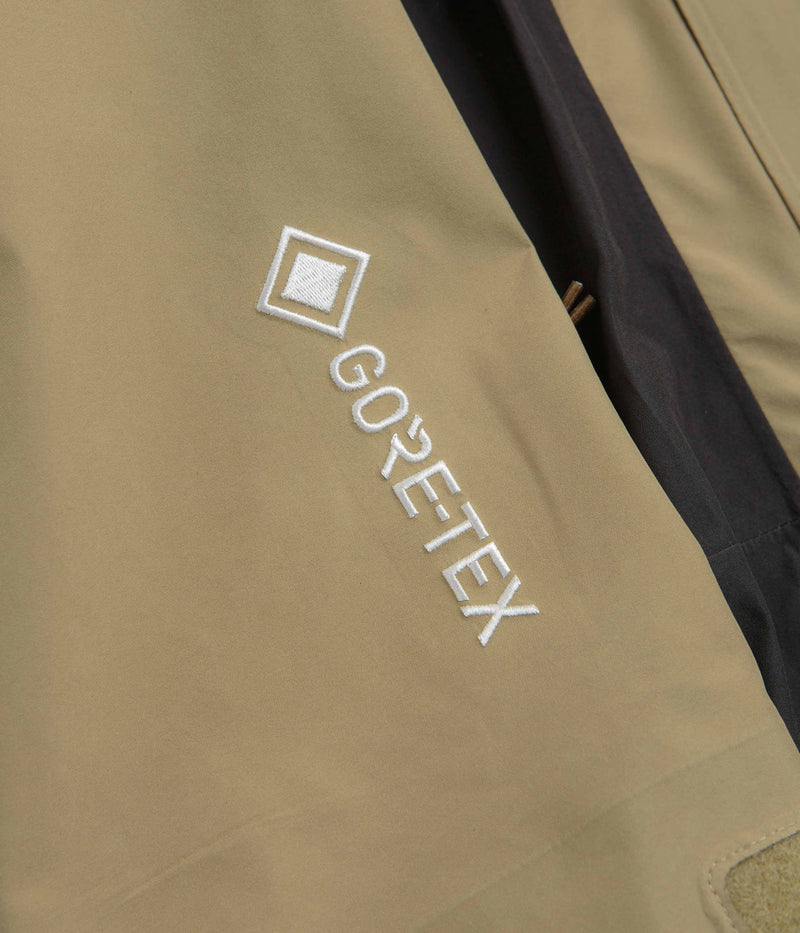 Nike ACG Misery Ridge Jacket in Parachute Beige and Anthracite / Summit White