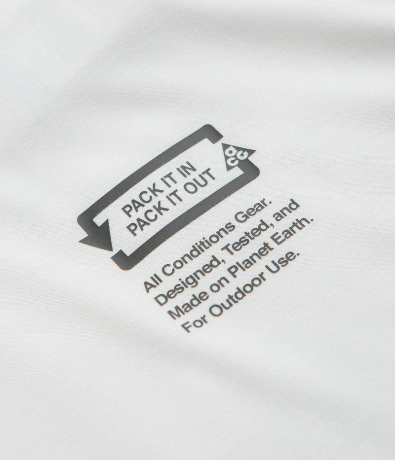 Nike ACG Pickinout T-Shirt in Summit White