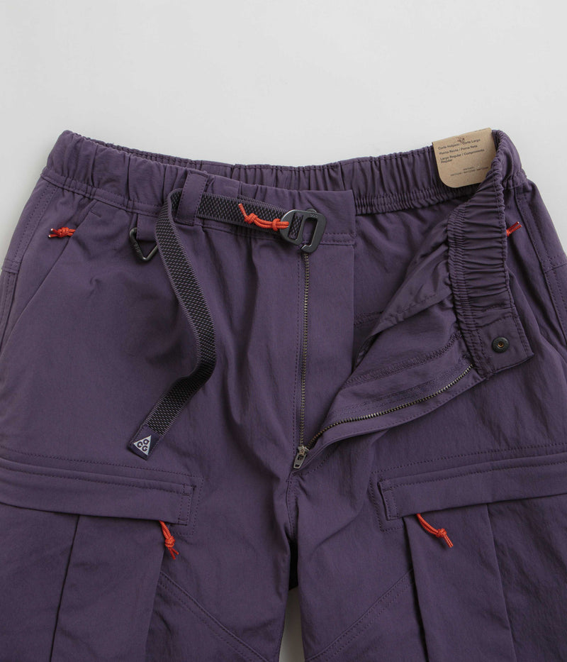 Nike ACG Smith Summit Cargo Pants in Dark Raisin and Black / Summit White