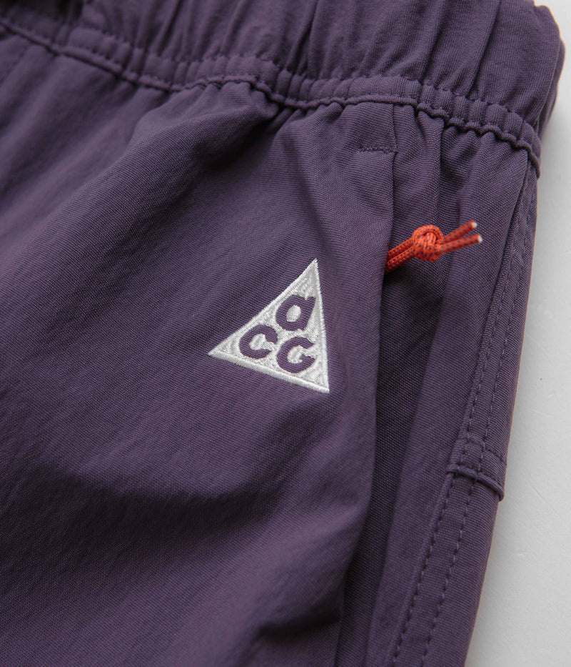 Nike ACG Smith Summit Cargo Pants in Dark Raisin and Black / Summit White