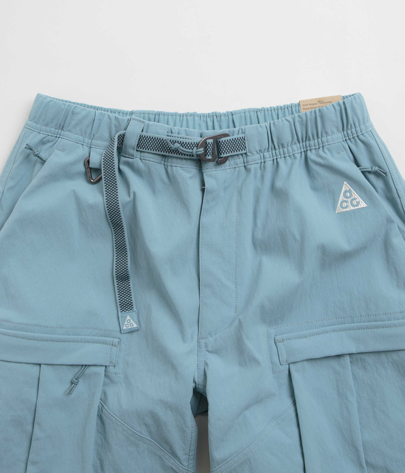 Nike ACG Smith Summit Cargo Pants in Denim Turquoise and Armory Navy / Summit White
