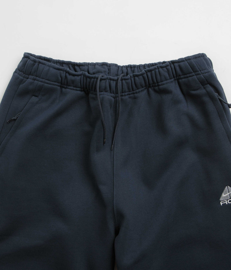 Nike ACG Tuff Fleece Lungs Pants in Armory Navy and Black / Summit White / Black