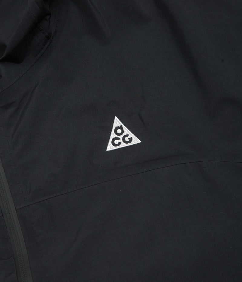 Nike ACG Womens Morpho Rain Jacket in Black and Summit White