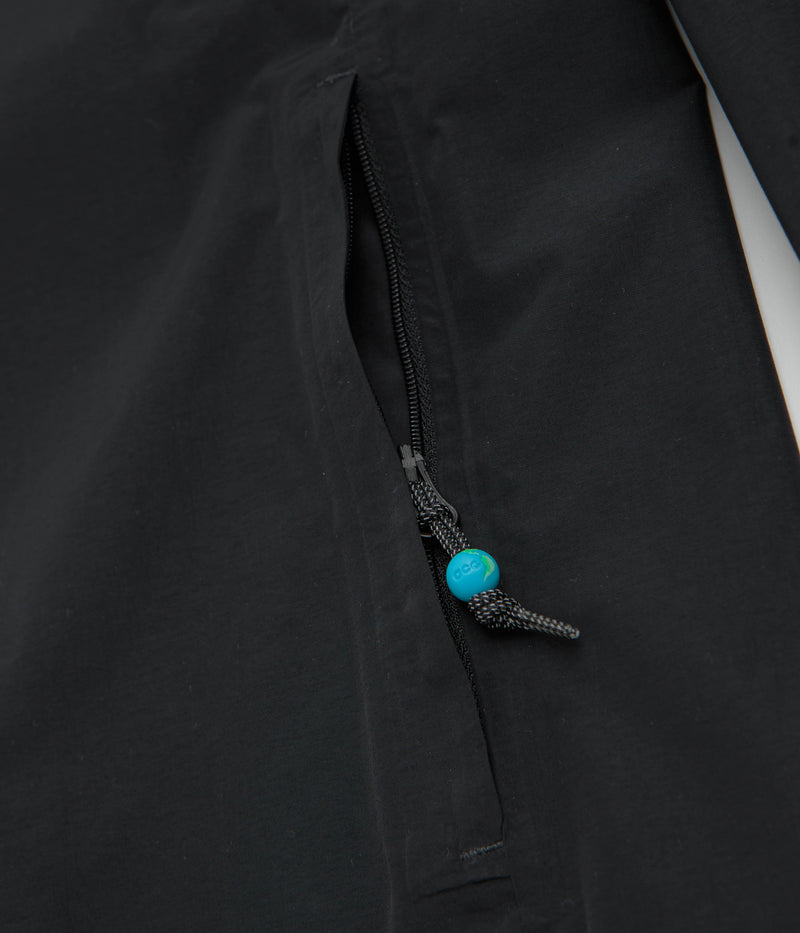 Nike ACG Womens Morpho Rain Jacket in Black and Summit White
