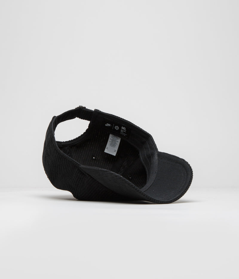 Nike Club Corduroy Cap in Black and Black
