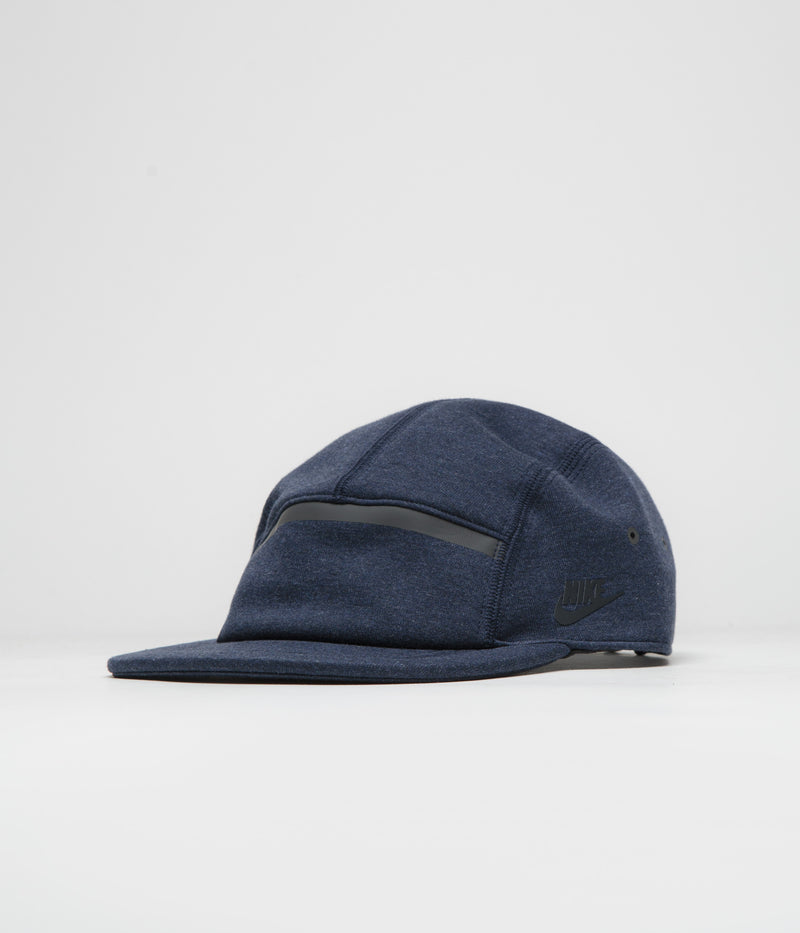 Nike Fly Tech Fleece Cap in Obsidian and Black