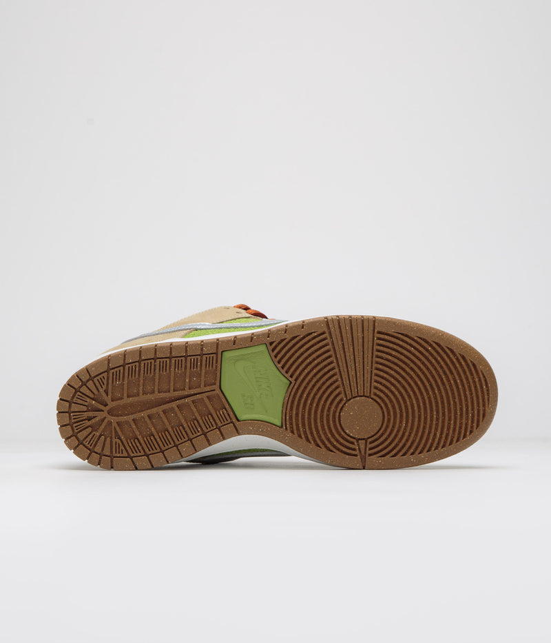 Nike SB Dunk Low Pro 'Escargot' Shoes in Sesame and Metallic Silver and Pear - Fir