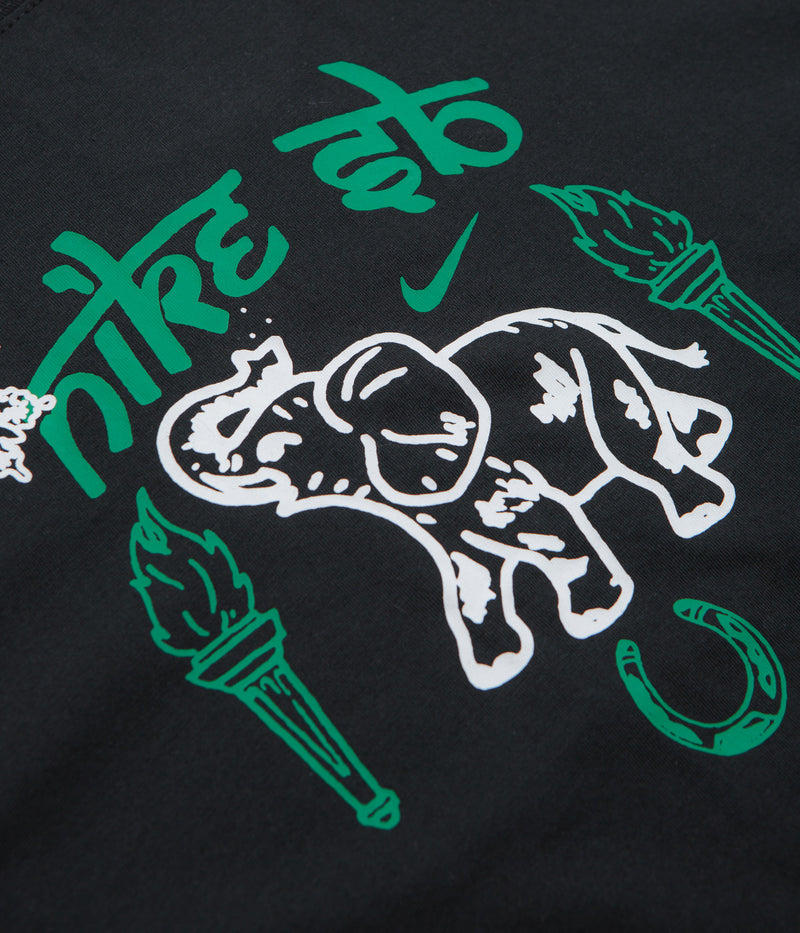 Nike SB Elephant T-Shirt in Black