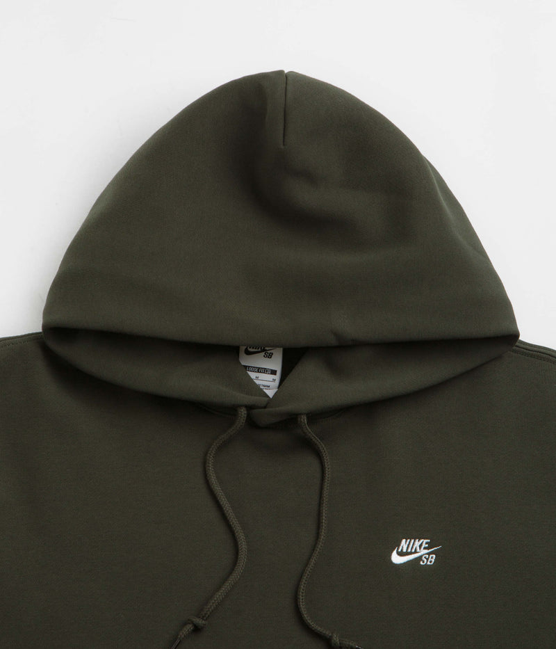 Nike SB Essential Small Logo Hoodie in Sequoia and White