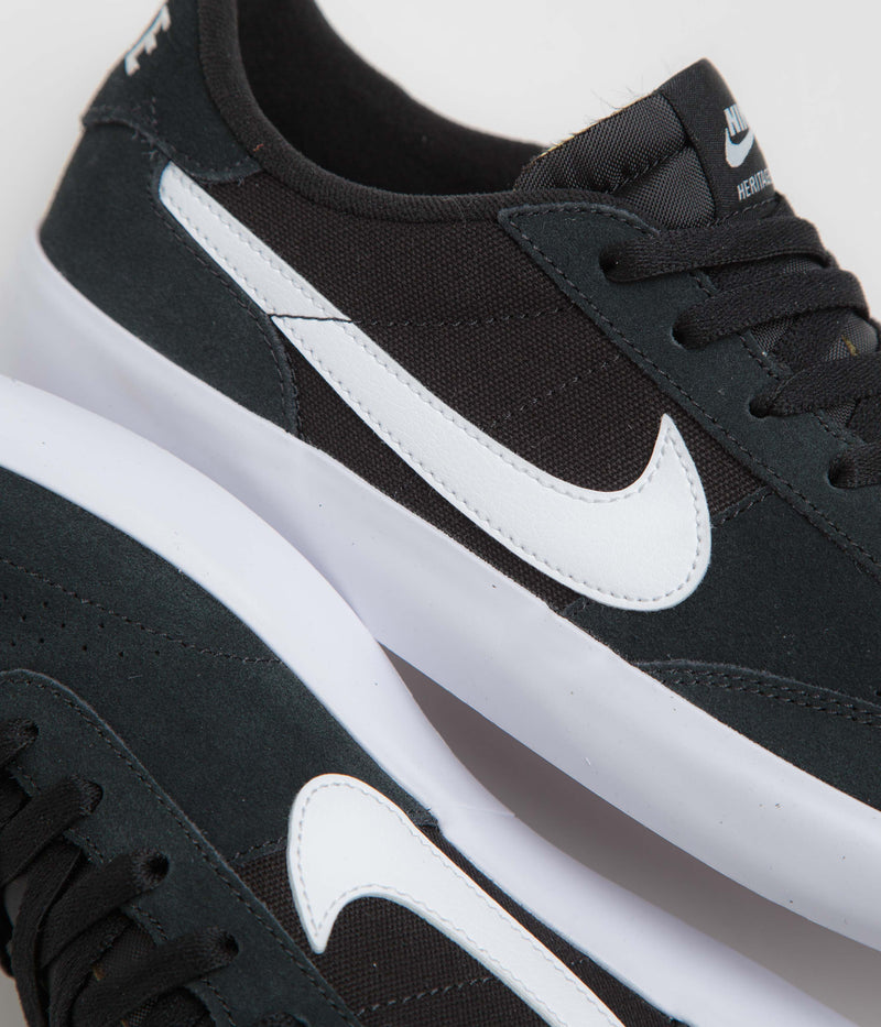 Nike SB Heritage Vulc Shoes in Black and White and Black - White