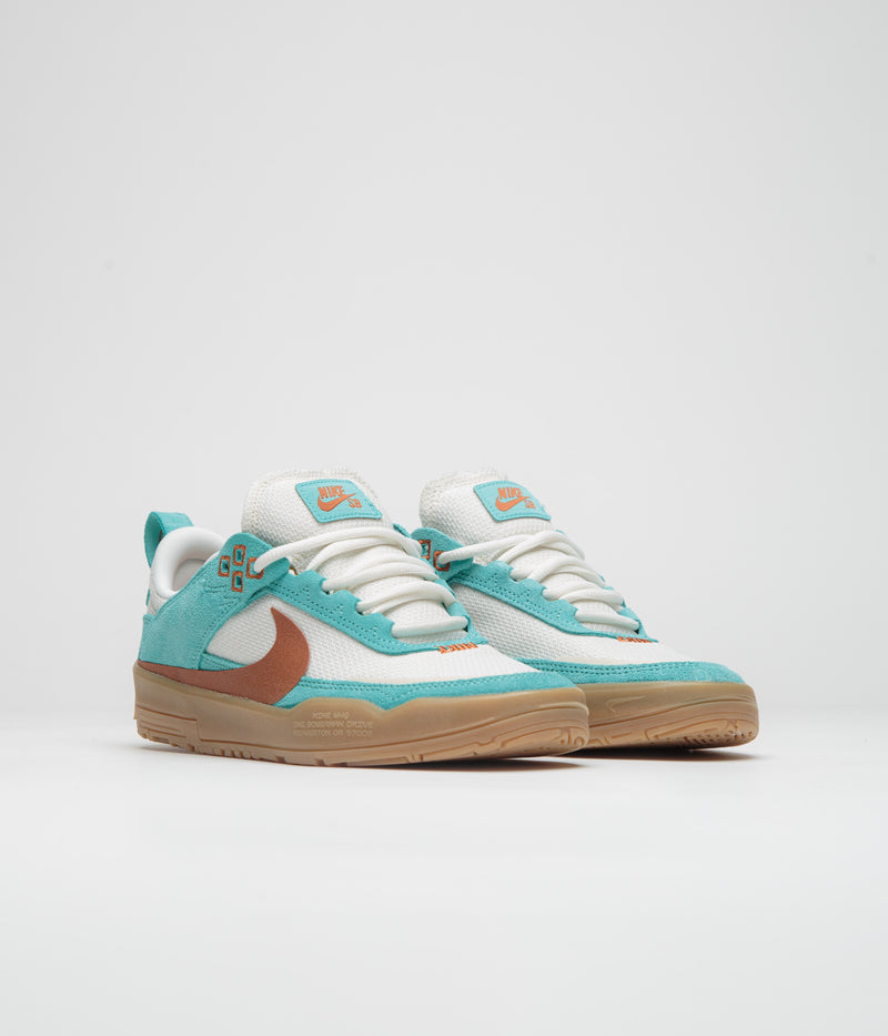 Nike SB Kids Day One Shoes in Green Frost and Dark Russet and Phantom