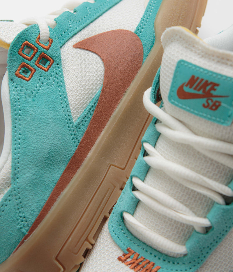 Nike SB Kids Day One Shoes in Green Frost and Dark Russet and Phantom