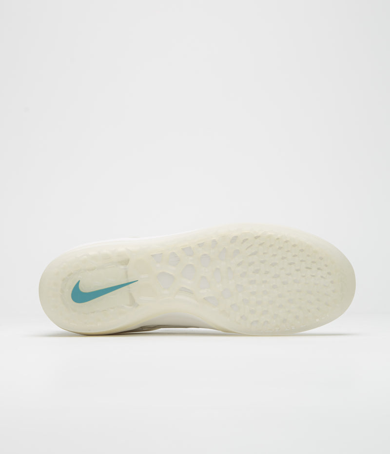 Nike SB Nyjah 3 Premium Shoes in Phantom and Light Orewood Brown and Light Iron Ore