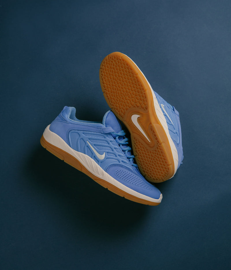 Nike SB Orange Label Vertebrae Shoes in University Blue and Sail and University Blue