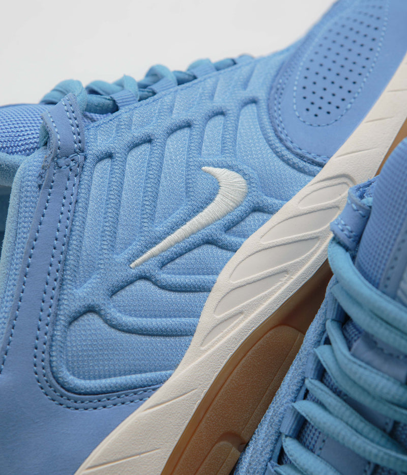 Nike SB Orange Label Vertebrae Shoes in University Blue and Sail and University Blue