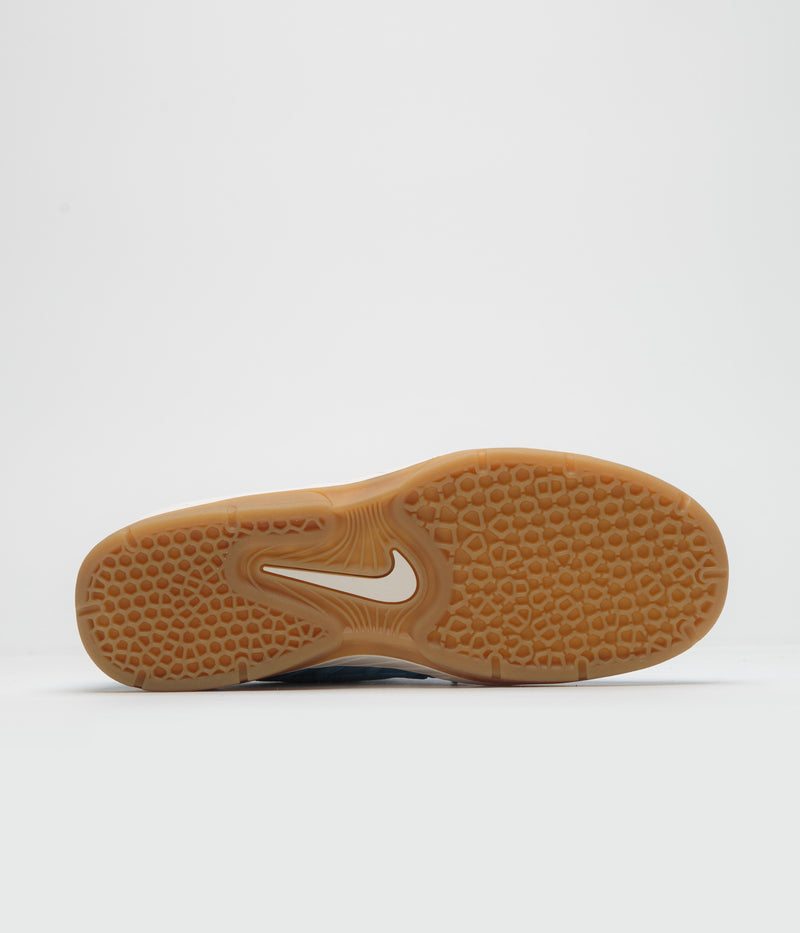 Nike SB Orange Label Vertebrae Shoes in University Blue and Sail and University Blue