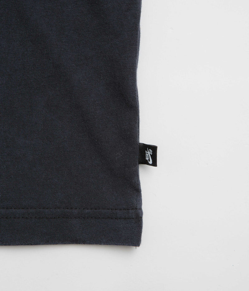 Nike SB Remake JDI T-Shirt in Black