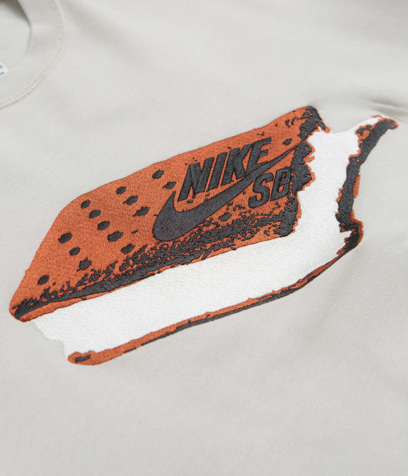 Nike SB Slider Crewneck Sweatshirt in Light Bone and White