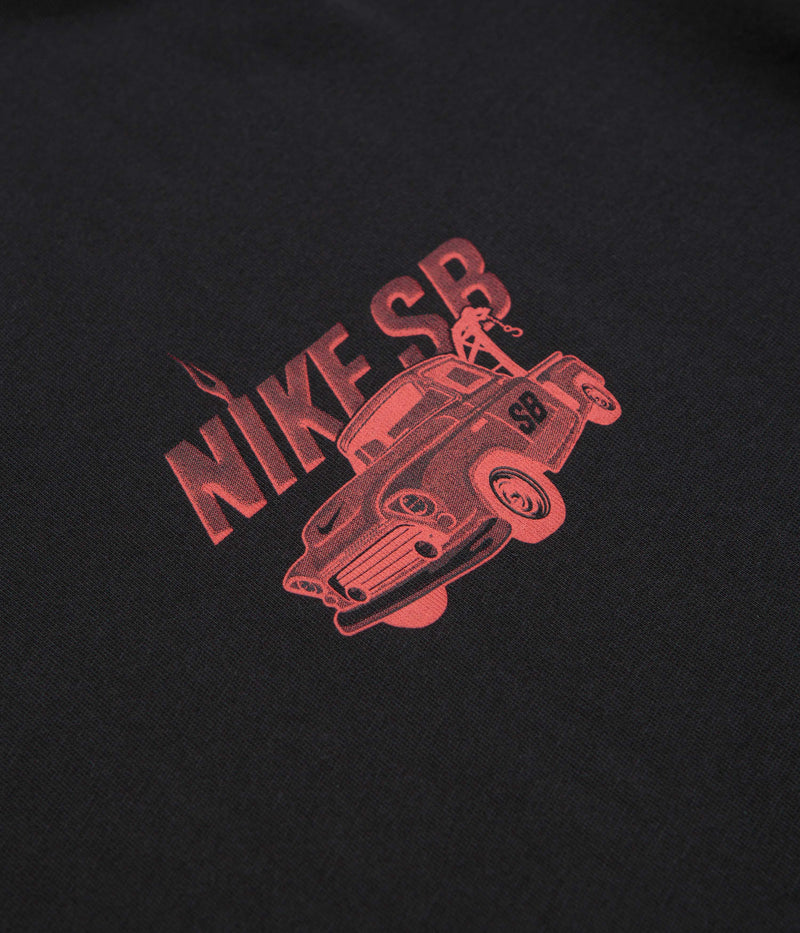 Nike SB Tow T-Shirt in Black