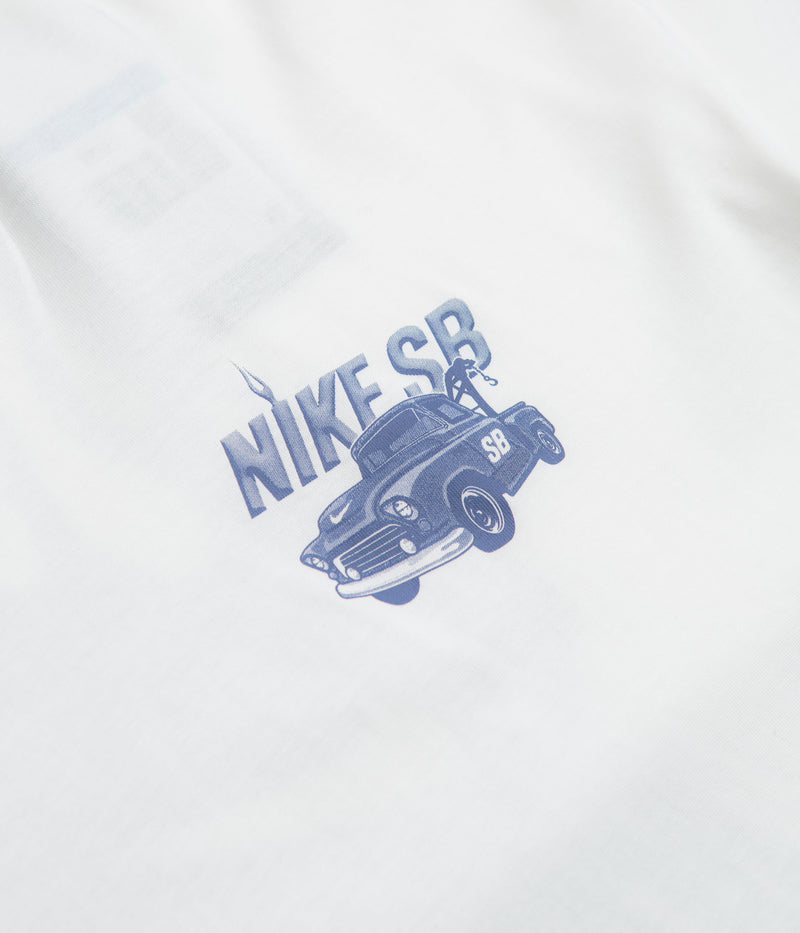 Nike SB Tow T-Shirt in White