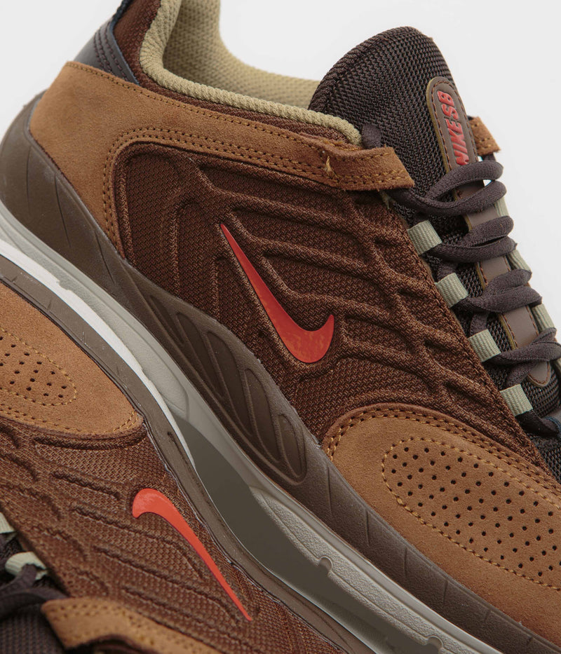 Nike SB Vertebrae Shoes in Cacao Wow and Dragon Red and Light British Tan