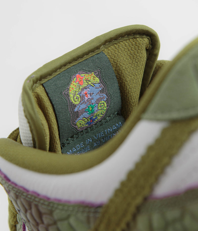 Nike SB x Alexis Sablone Dunk Low Pro 'Chameleon' Shoes in Oil Green and Desert Moss and White
