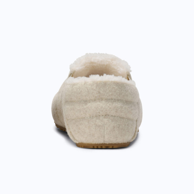 A Rear View of Xero Shoes Pagosa Cozy Women Slipper in Cream