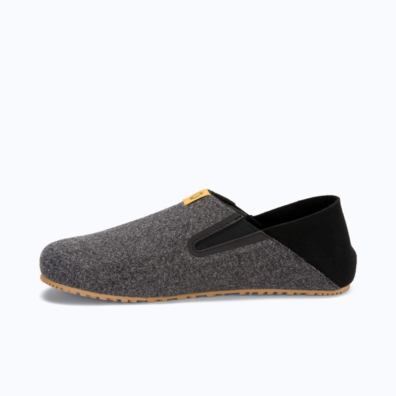 Xero Shoes Pagosa Women Slipper in Gray and Black with Toe Facing Left