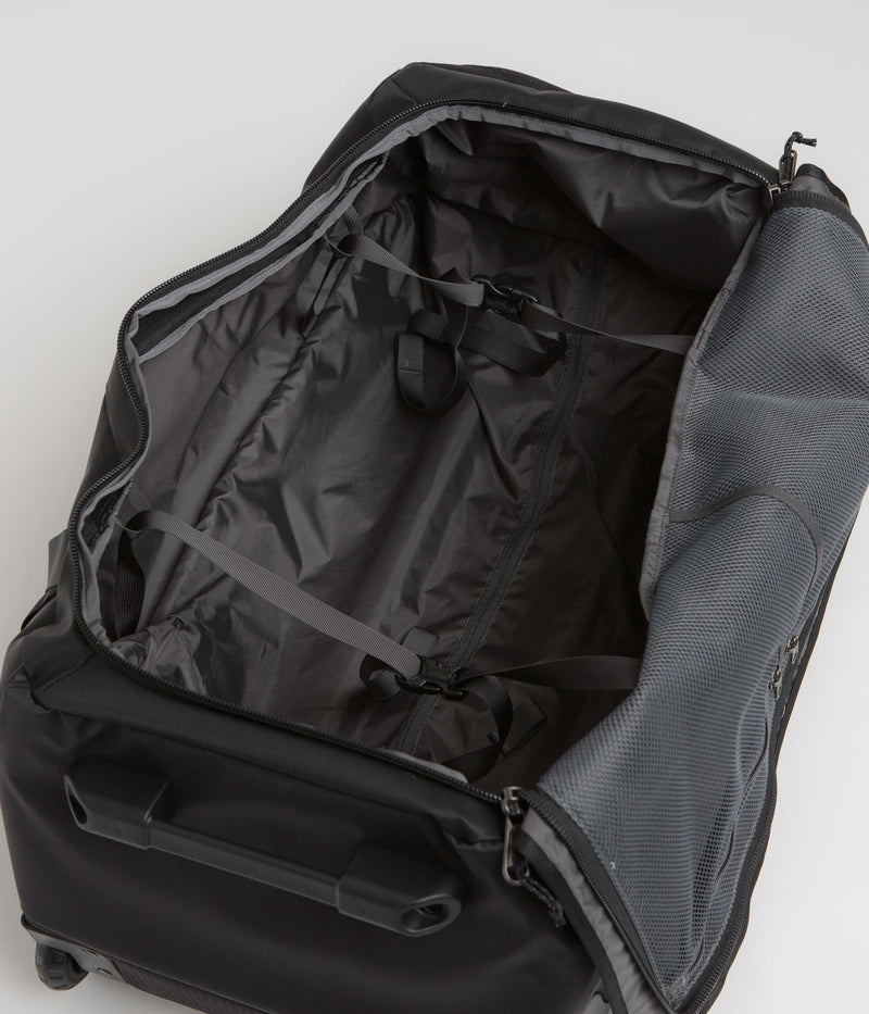 Patagonia Black Hole Wheeled Duffel Bag 70L in Black