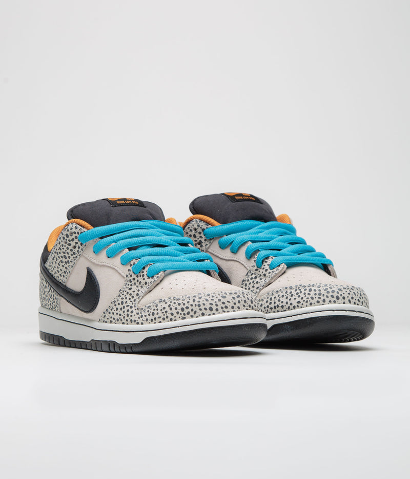 Nike SB Dunk Low Pro Electric Shoes in Phantom and Black and Black - Monarch