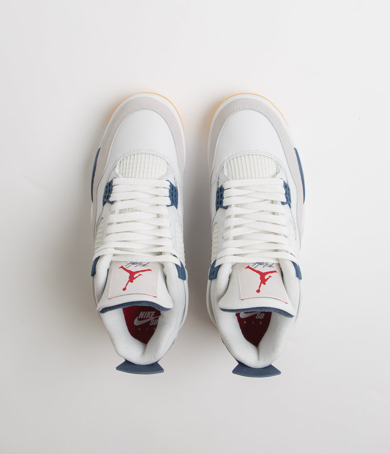 Nike SB x Air Jordan 4 Shoes in Summit White and White and Navy - Neutral Grey